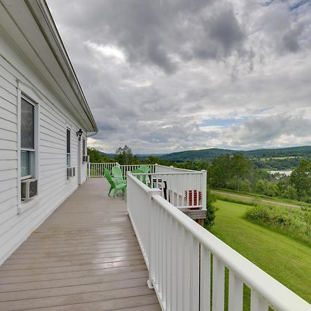 Lawrenceville Apartment With Deck Near Gaming Lands! 외부 사진